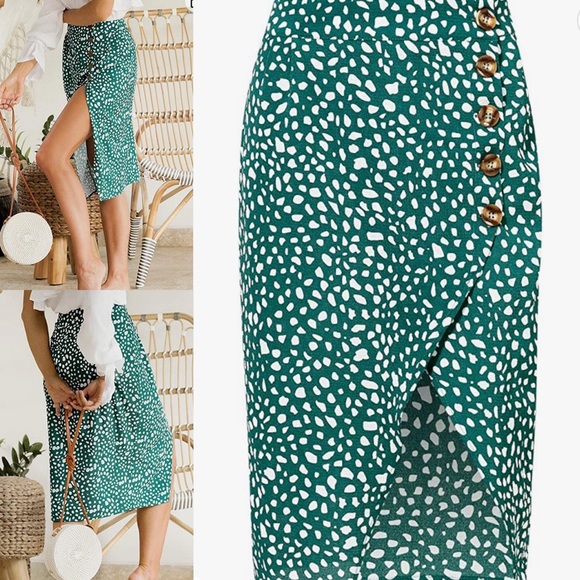 Green & White High Low Button Wrap Skirt ☘️ - Picture 2 of 14